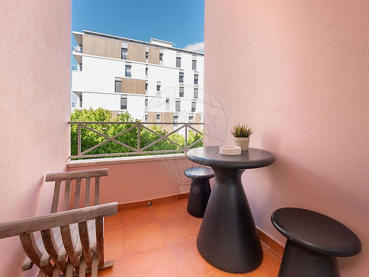 Apartamento T4 com Garagem nas Amoreiras – Setúbal